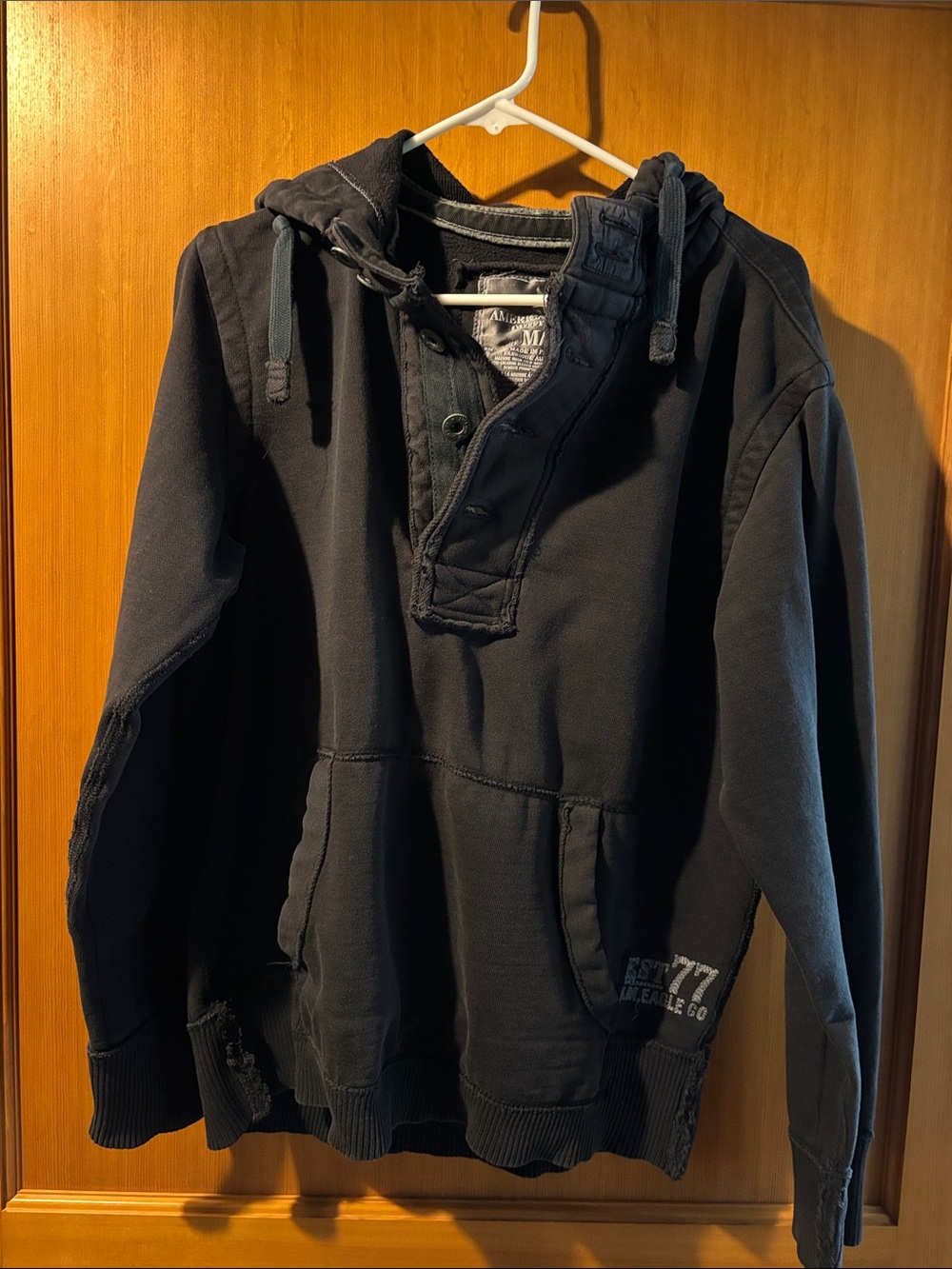 American Eagle Outfitters Black Hooded Pullover Shirt Jacket